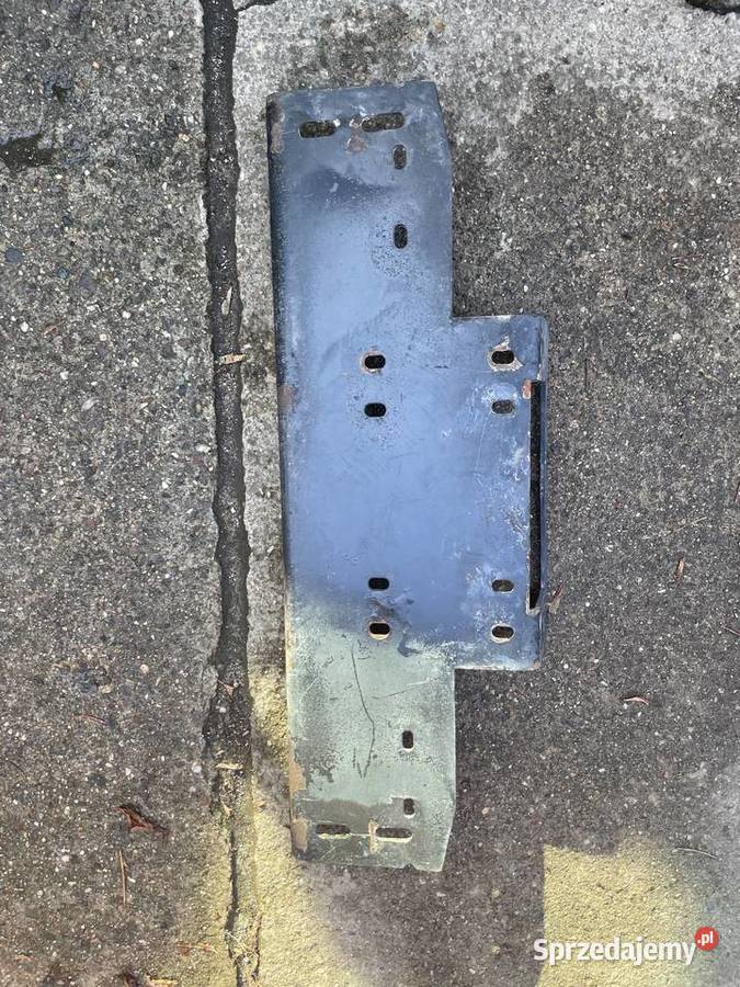 zestaw osłon podwozia Nissan NP300D22 sprzedam