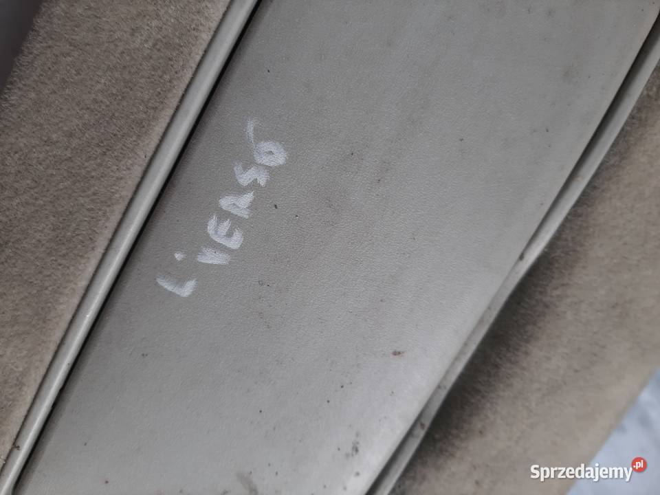 TOYOTA AVENSIS VERSO 0103 lewa osłona daszek osobowe Ksawerów
