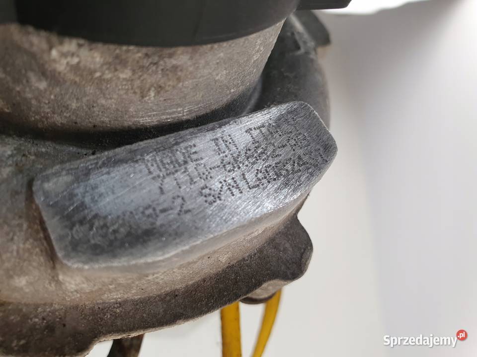 SILNIK R3PA Ford Transit Tourneo Connect 18 TDCI Rudka