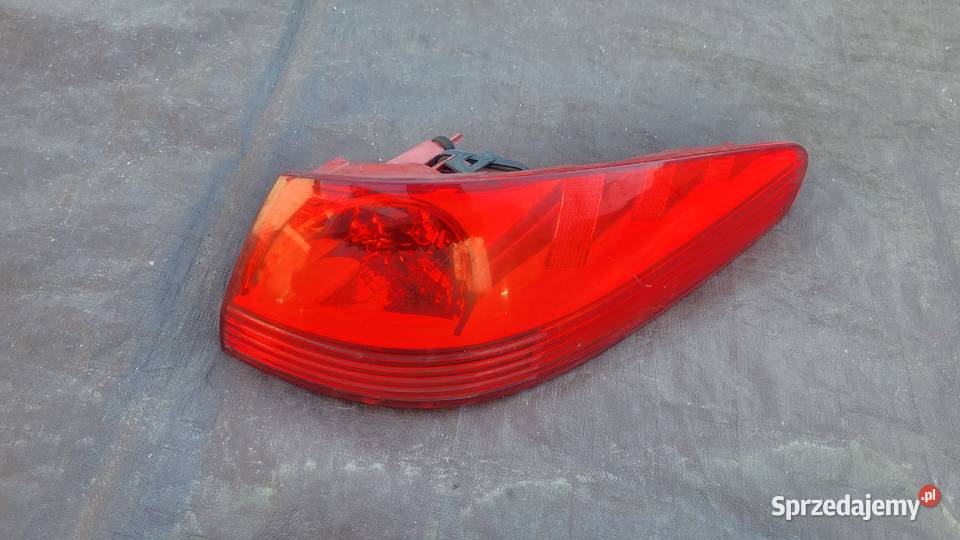 PEUGEOT 607 LIFT LAMPA PRAWY TYŁ Ruda Śląska