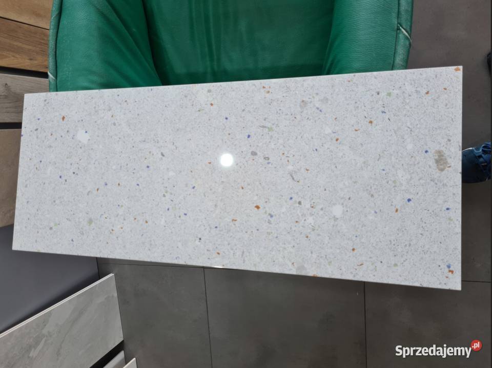 Płytka ścienna DOTS GREY 298X748 GAT 1