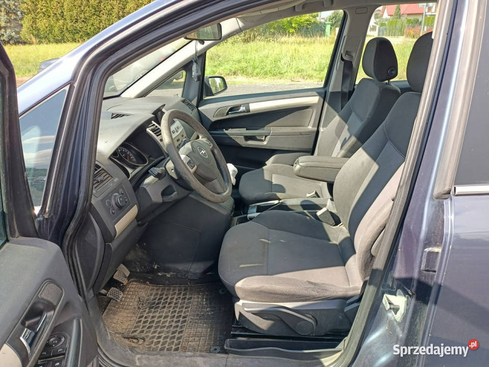 Opel Zafira Opel Zafira 19CDTI 100 08r B manualna Tarnów