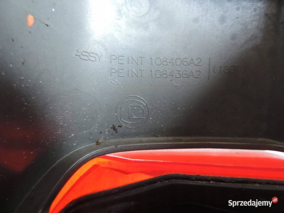 LAMPA PRAWY TYŁ OBUDOWA OPEL VIVARO B 93454193