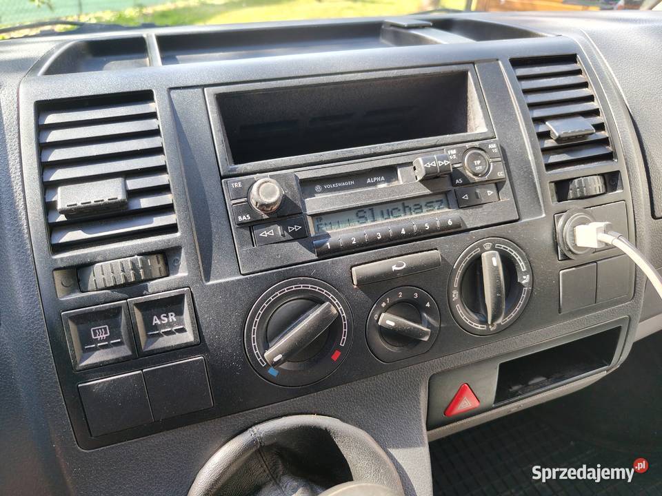 VW Transporter T5 25 131 VAT1