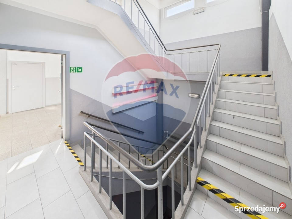 Biuro 416 m z windą i parkingiem Rybnik