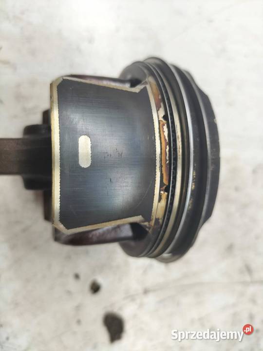 TŁOK KORBOWÓD 72L74 12 TCE Renault Kadjar I 2015