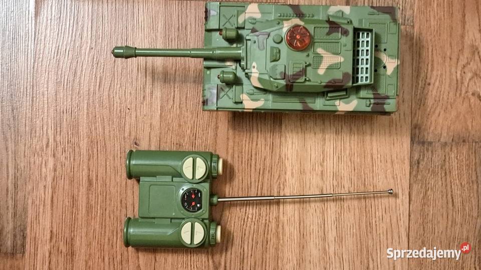 Zielony czołg sterowany na pilota światło dźwięk zielony