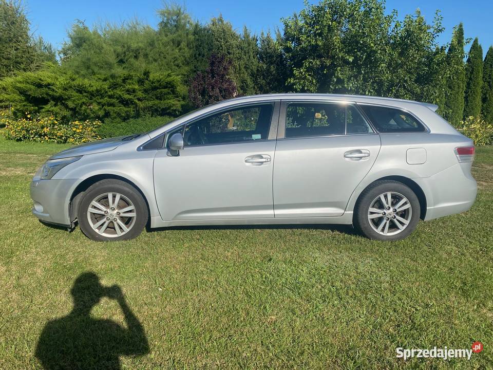 Toyota Avensis salon Polska 297500km Dzierzążnia