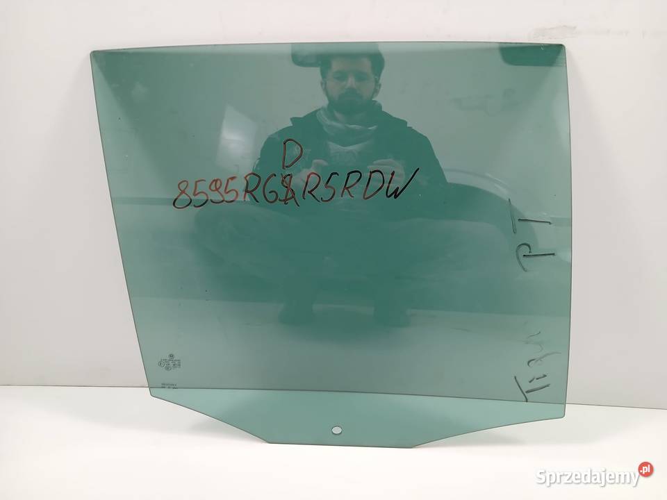 Szyba Drzwi Prawa Tylna Volkswagen Tiguan 07 osobowe Boczne (drzwi) Bralin