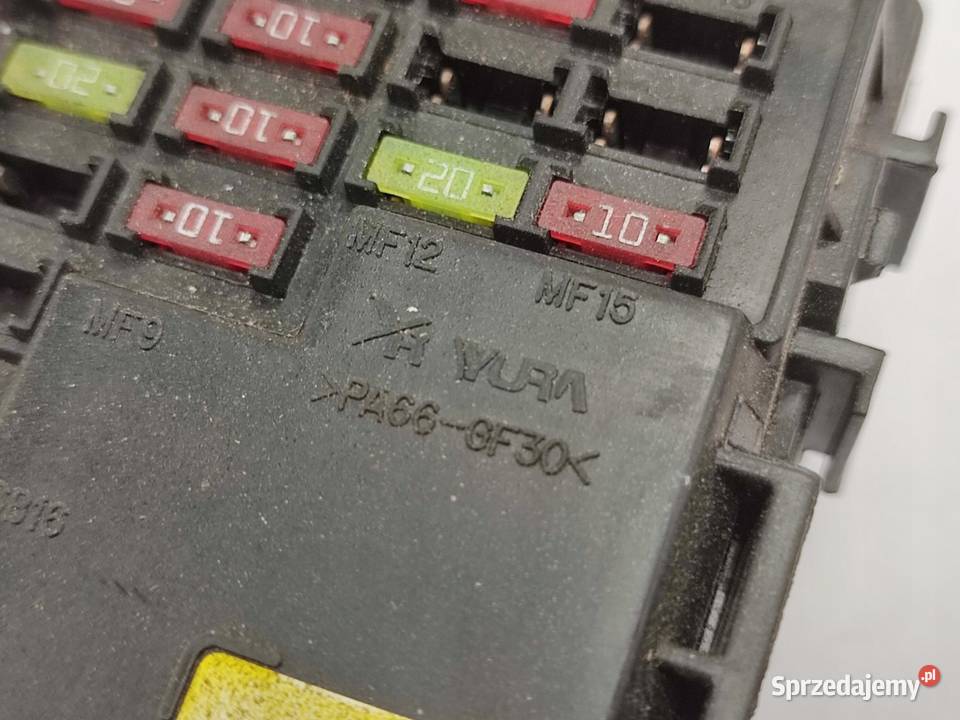 SKRZYNKA BEZPIECZNIKÓW KIA RIO 919501W371