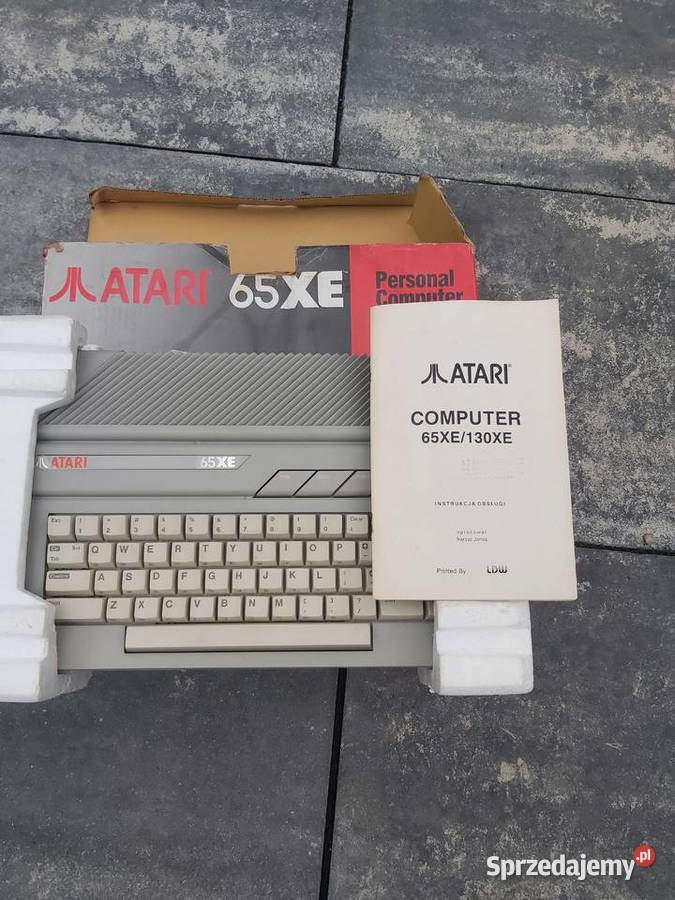 Sprzedam komputer z zasilaczem ATARI na ziecjach Częstochowa