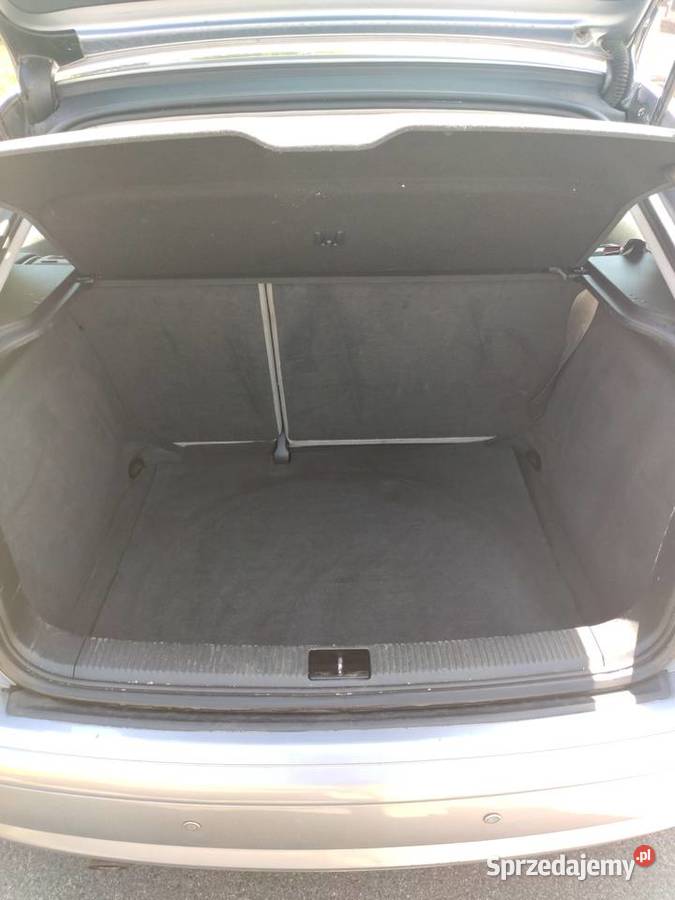 Audi A3 8P 16 MPI 102 Jasne wnętrze Dąbrowa Górnicza