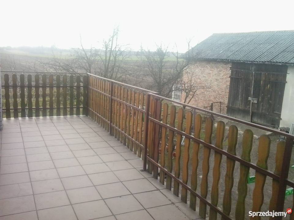 Sprzedam dom garaż Domy