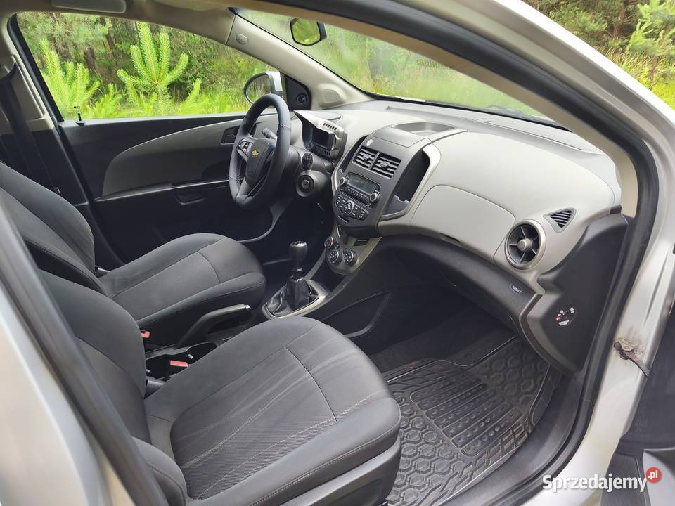 Chevrolet Aveo 12 Benzyna Klima 5 Drzwi Tempomat srebrny