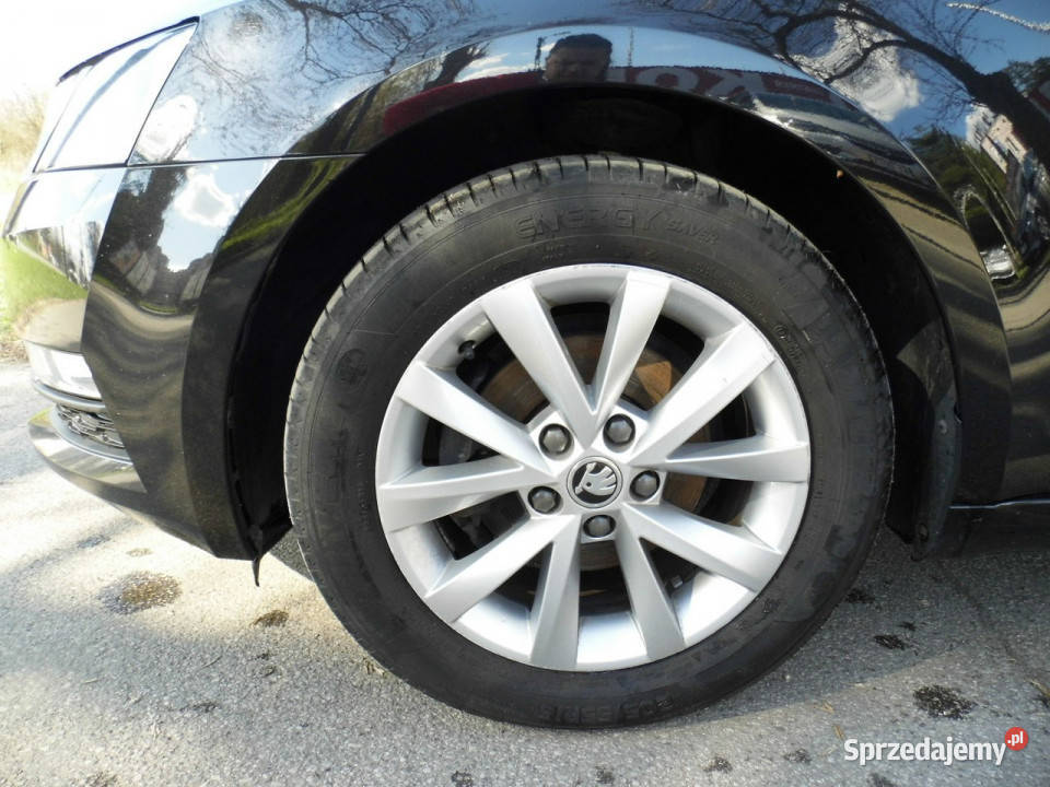 koda Octavia 16 salon polska vat 23 III 2013 łódzkie