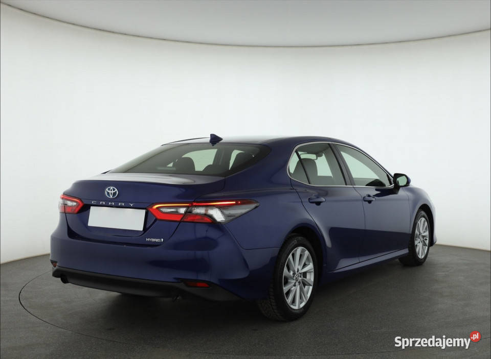 Toyota Camry 25 Hybrid Motoryzacja