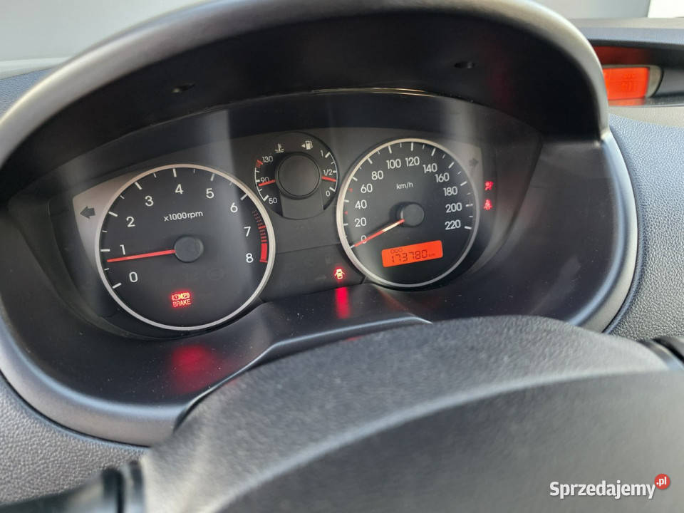 Hyundai i20 NOWY ROZRZĄD OLEJ bezwypadkowy czerwony Czarnków sprzedam