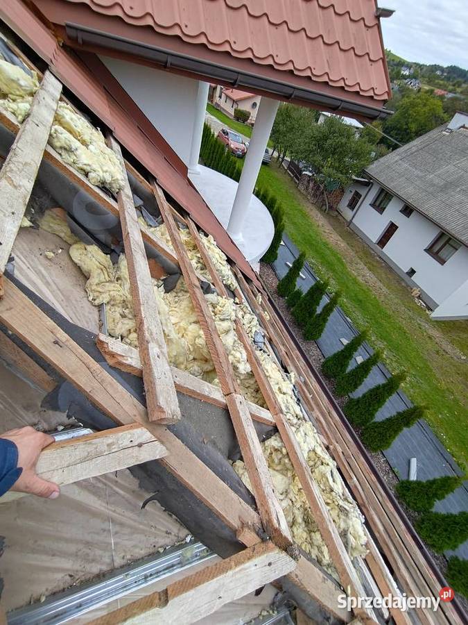 OCIEPLANIE PODDASZY STROPÓW WEŁNĄ CELULOZOWĄ usługi budowlane