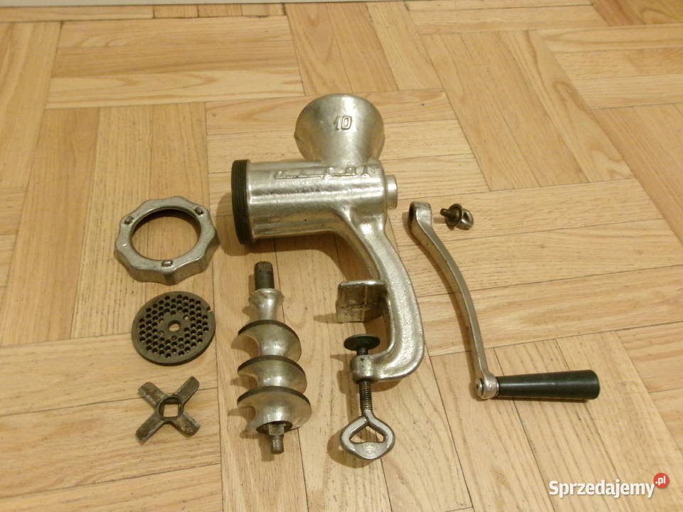 Maszynka ręczna do mięsa ALFA 10 sprawna z PRL Legionowo