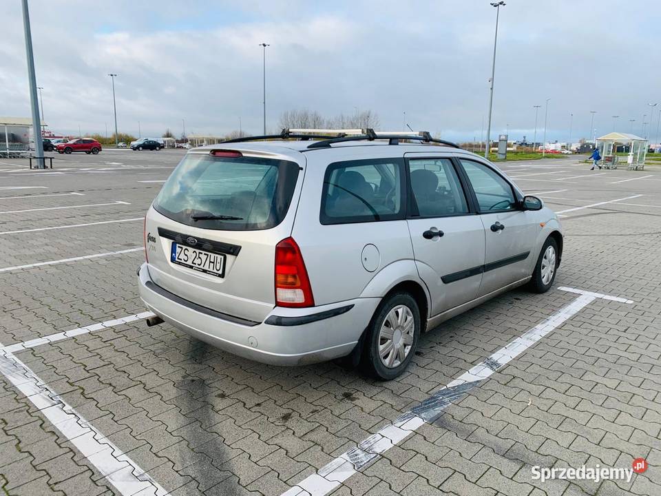 Ford focus mk1 kombi benzyna Focus Szczecin