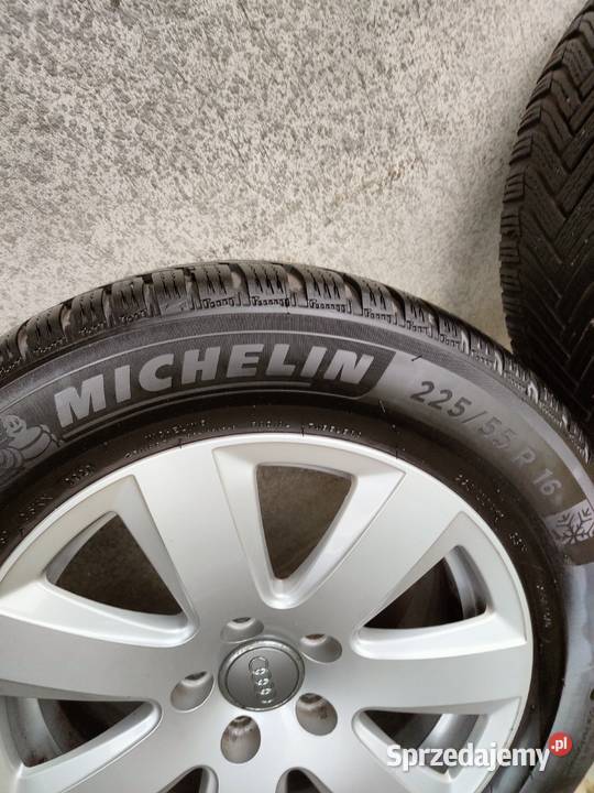 Opony z felgami Audi A4 B8B9 Super Stan Zwoleń