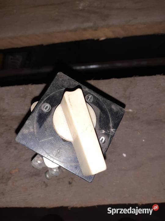 Wyłącznik trójfazowe 20 A tablicowy Warszawa