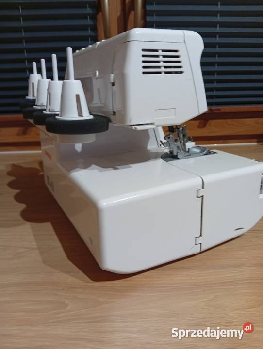 wielofunkcyjny coverlok Janome 1200D 574 Byczyna