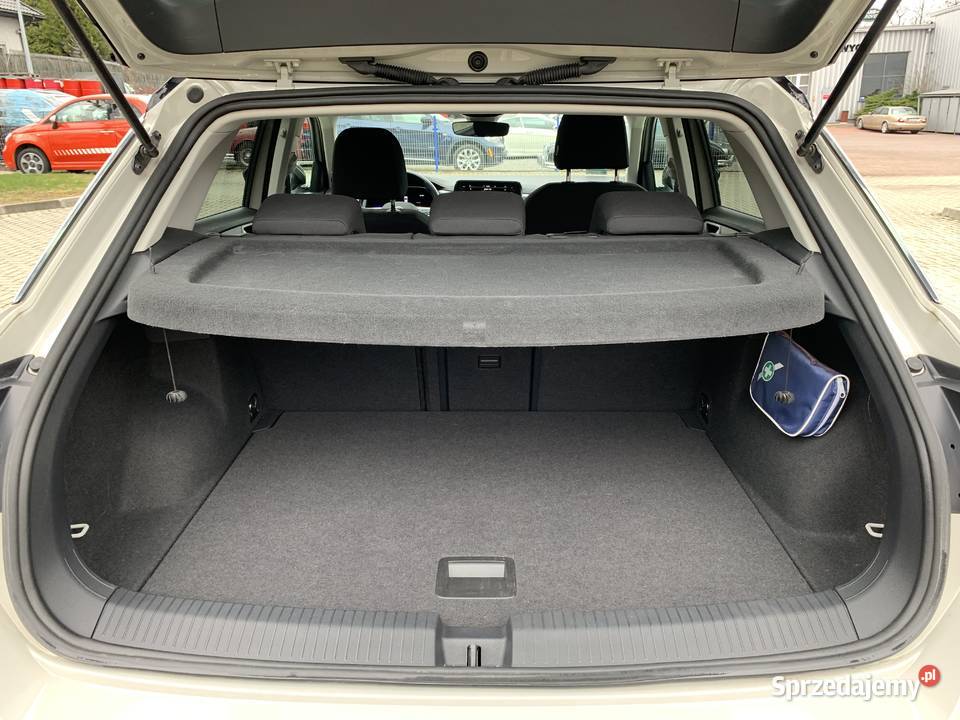 Volkswagen TRoc Life pakiety 15 TSI ACT 150