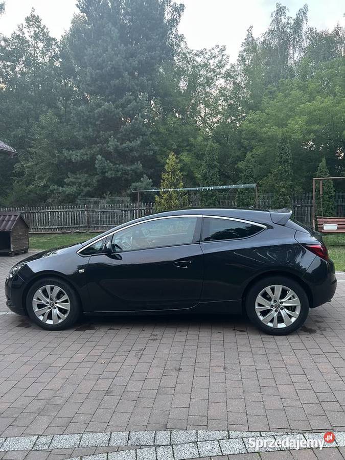 Opel Astra J GTC Sport 16 Turbo 180 BiXenon Zygmunty