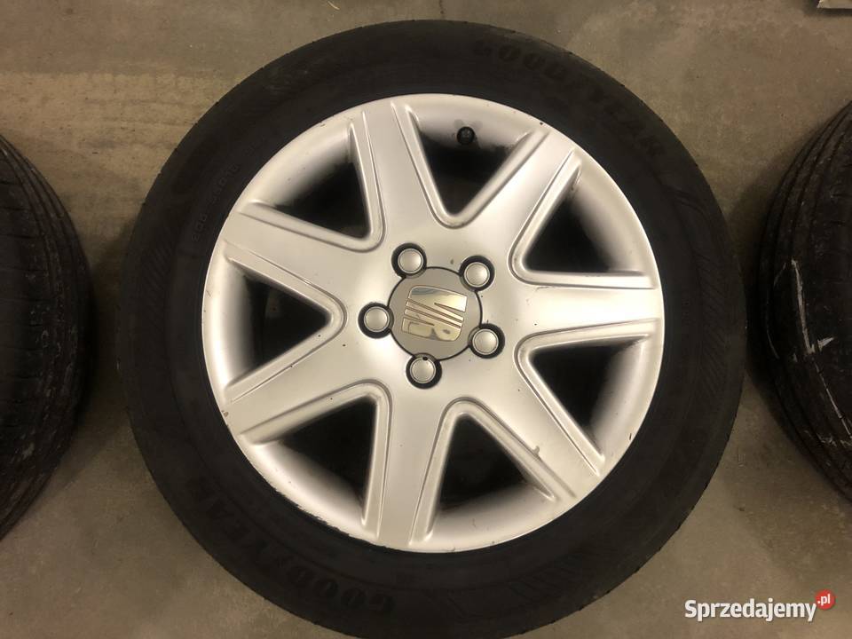 4 alufelgi 16 Seat OE dwie opony letnie Goodyear Częstochowa