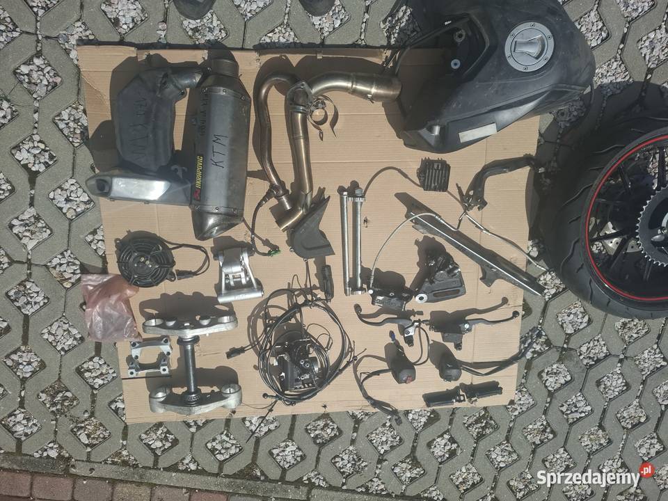 Sprzedam części ktm duke 125 Chościszowice