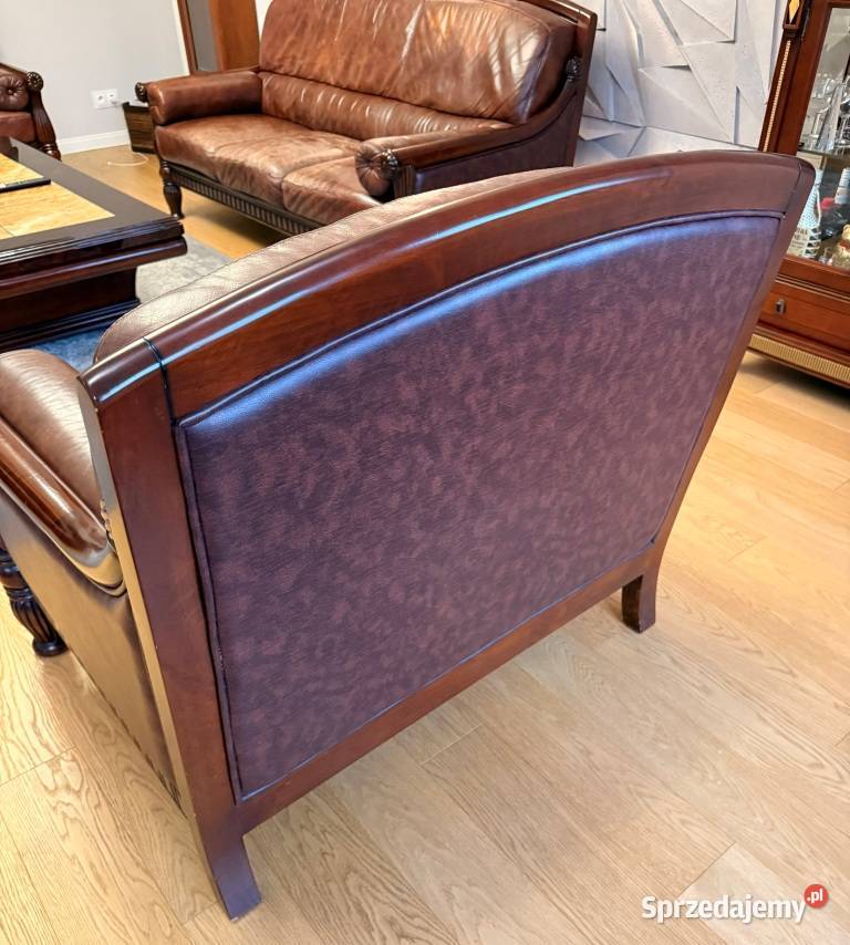 Stylowy zestaw mebli ze skóry Rypin