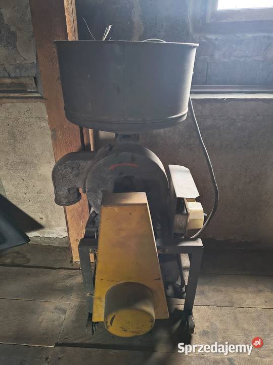 Śrutownik bijakowy h157 Maszyny do obróbki i pakowania sprzedam