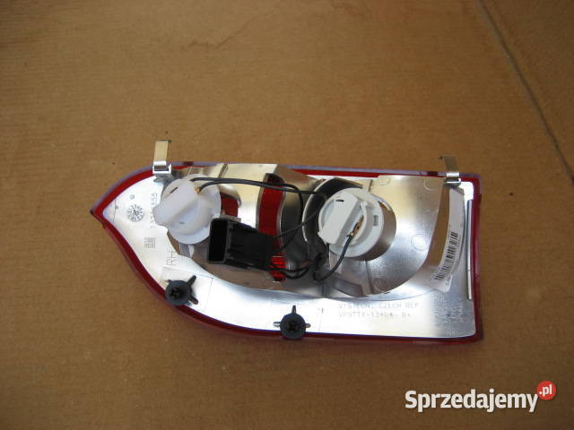 Lampa lampka tył lewa prawa bagaznika Opel Kalisz
