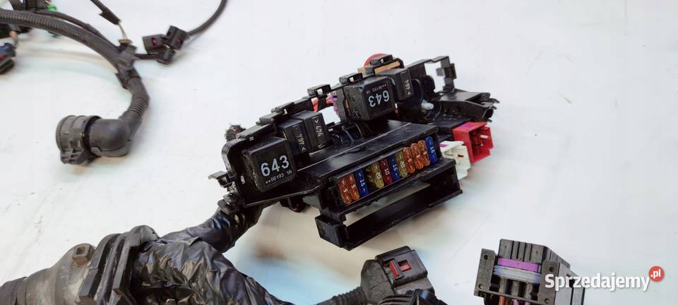 WIĄZKA SILNIKA AUDI A4 B8 A5 8T 18 TFSI Materiały instalacyjne