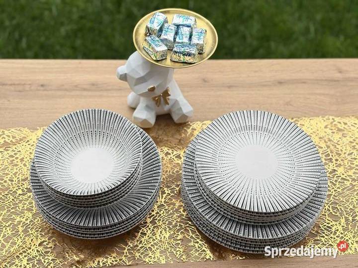 189 Serwis obiadowy 24 elementy kropki Zabrze