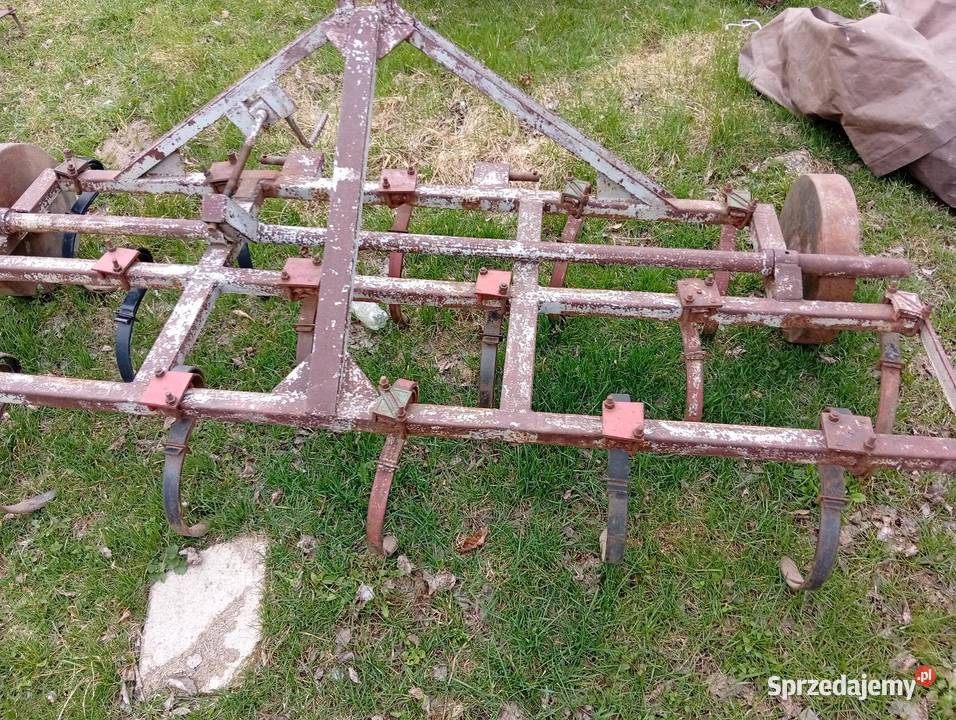 sprzedam kultywator 260m 700 pługi 2 400 i Agregaty podlaskie Sokółka