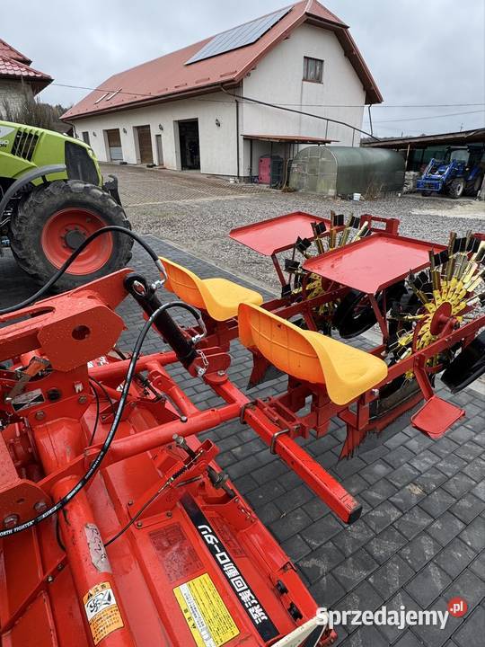 Sadzarka do rozsady chwytakowa 2 sekcyjna Kazimierz Dolny