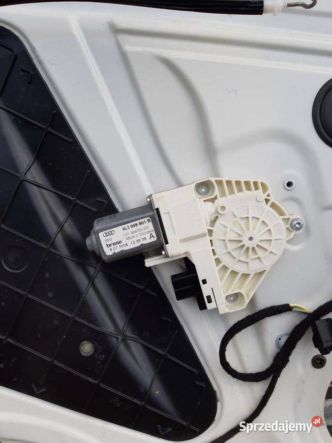 AUDI Q7 4L DRZWI LEWY TYŁ LEWE MECHANIZM Trzciel