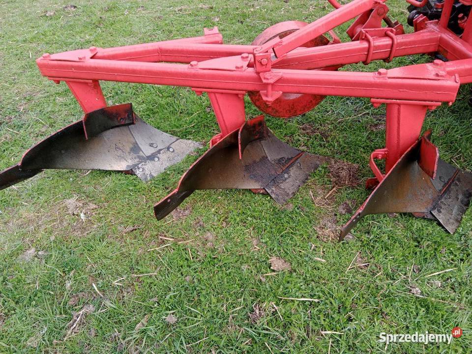 Pług 3 skibowy nieuszkodzony Ligota sprzedam