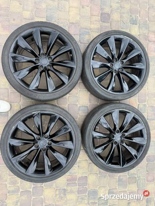 Komplet kół Tesla S 20142020 21 turbine edition Piła
