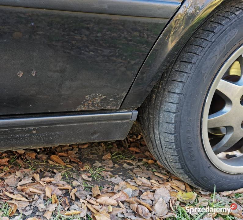 Audi 80 b4 20e 115 opłaty do przyszłego roku 335000km Makowice sprzedam