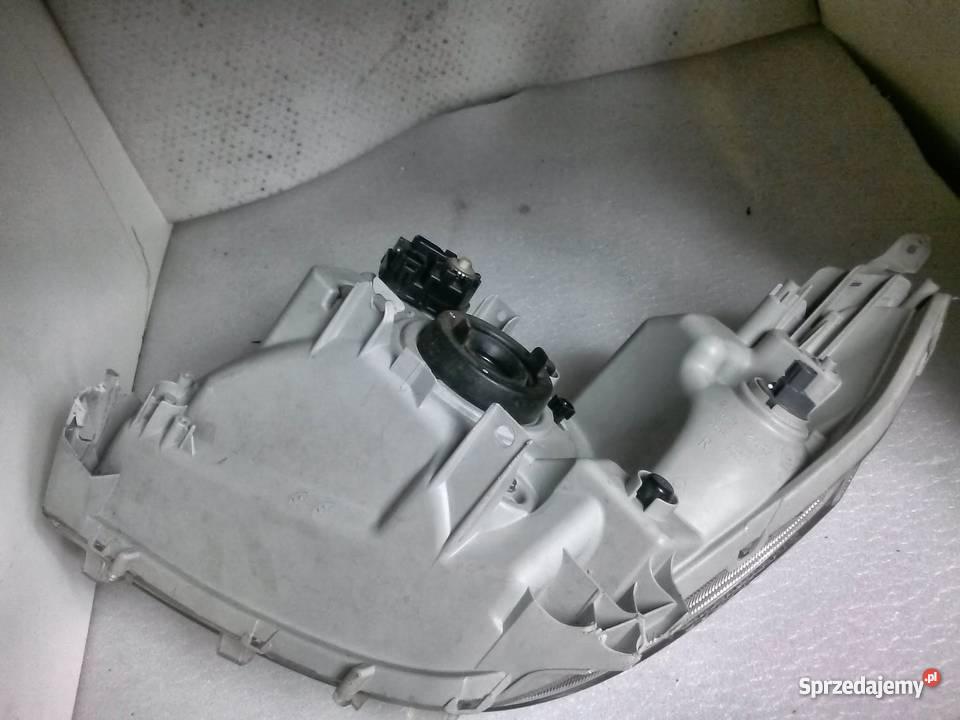 DAIHATSU TERIOS LAMPA PRAWA PRZÓD Poznań