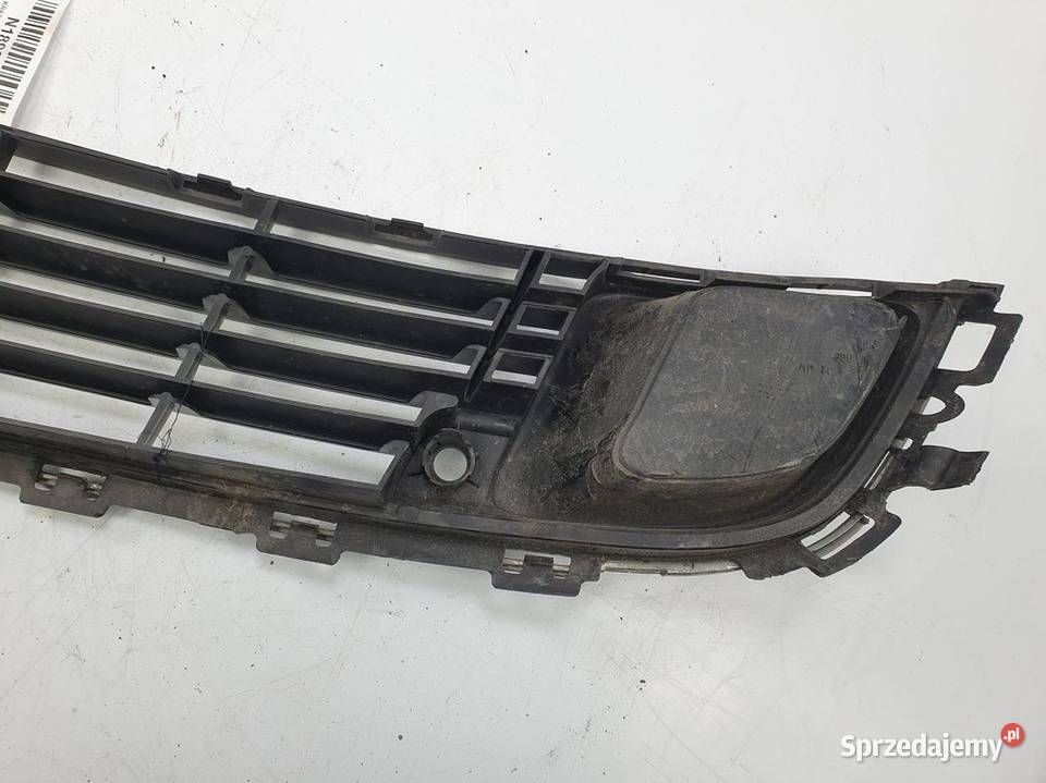 KRATKA ZDERZAKA PRZÓD CITROEN C5 9681053977 osobowe Części samochodowe Lipno