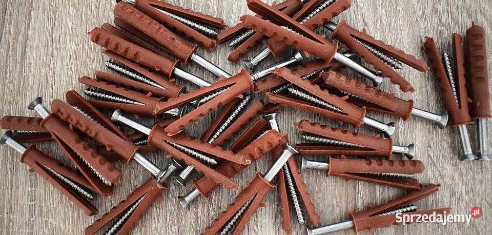 Kołki rozporowe z metalowym wkrętem z lat PRL 32 Chełmno