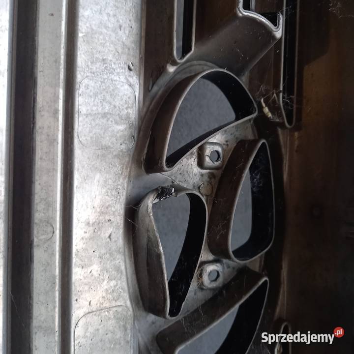 Grill atrapa Hyundai Elantra 16 mazowieckie Stare Babice
