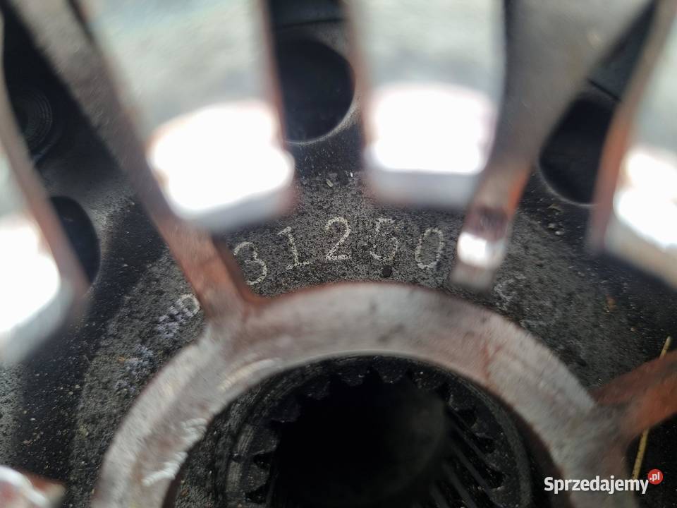 SPRZĘGŁO KOMPLETNE TOYOTA RAV4 IV 3125042090 22 osobowe