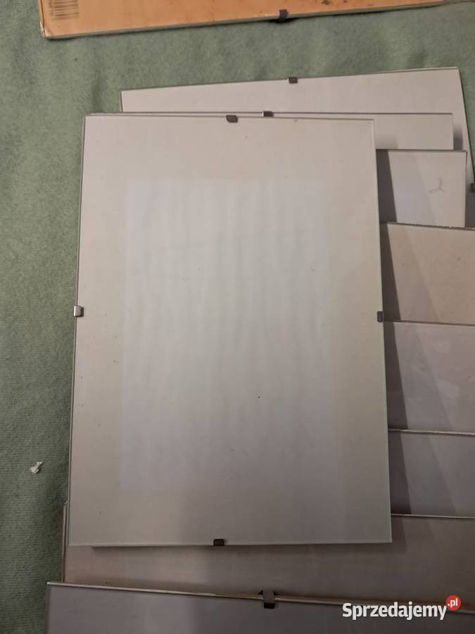 13 używanych szklanych antyramek 15x21 stan db Ramki i ramy Sandomierz