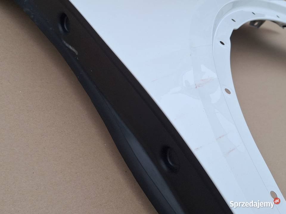 VW TROC T ROC BŁOTNIK PRAWY PRZÓD PRZEDNI Bieleń