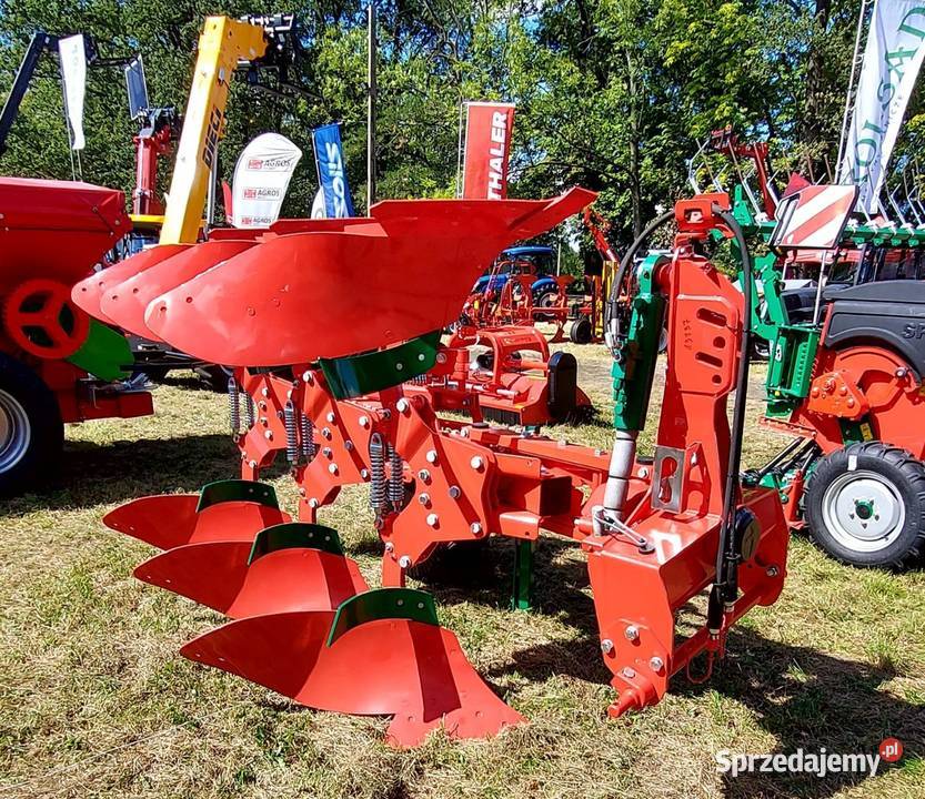 Pług obracalny obrotowy AgroMasz 3 skiby łódzkie Mroczków Duży sprzedam
